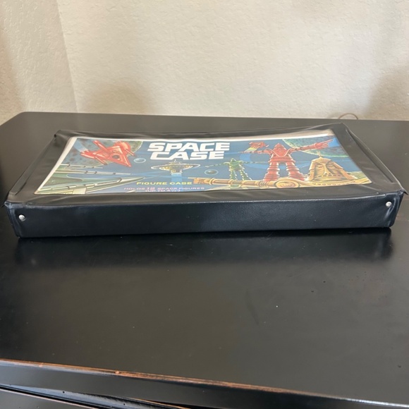Space Case - Figure Case -Vintage - Picture 5 of 12